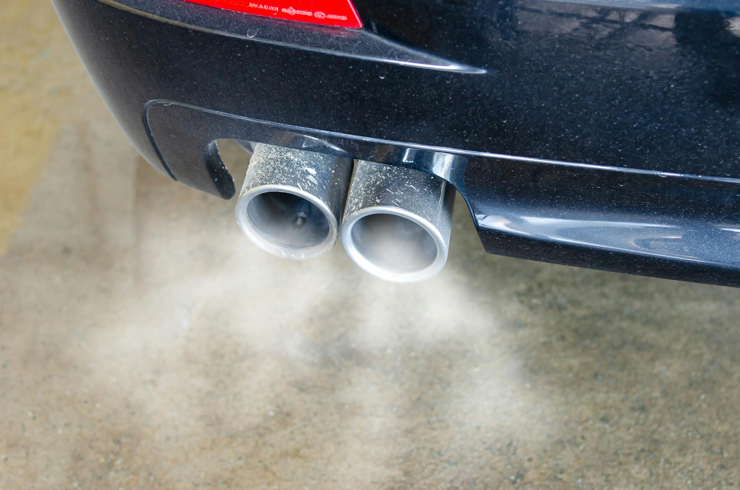 Umweltbewusstes Fahren: So reduzierst du deinen CO2-Fussabdruck