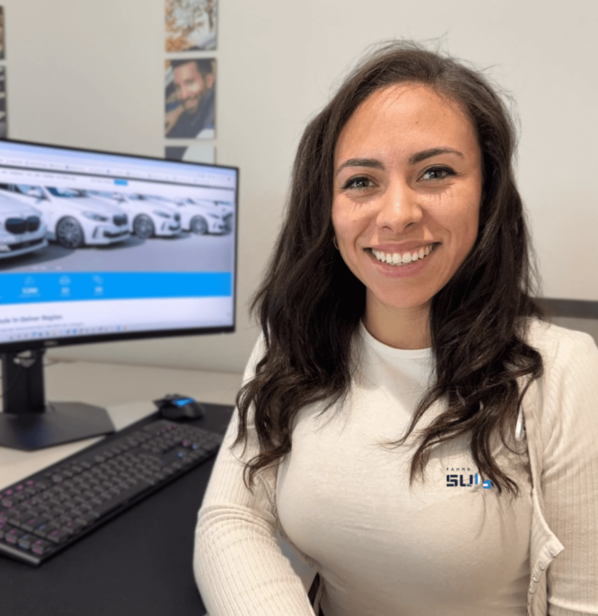 Stefanie, Head of Marketing bei Fahrschule SULI, leitet die Marketingstrategien und sorgt für die Bekanntmachung der Fahrschule.