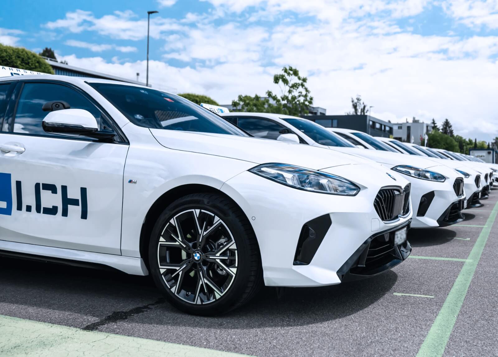 Unsere modernen Fahrschulautos – Bereit für deine Fahrt