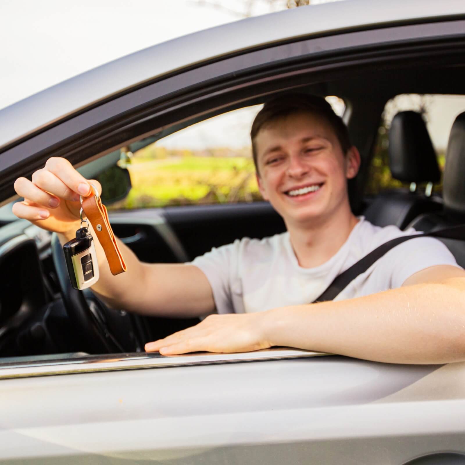 Unfälle von Neulenkern: Warum passieren sie?